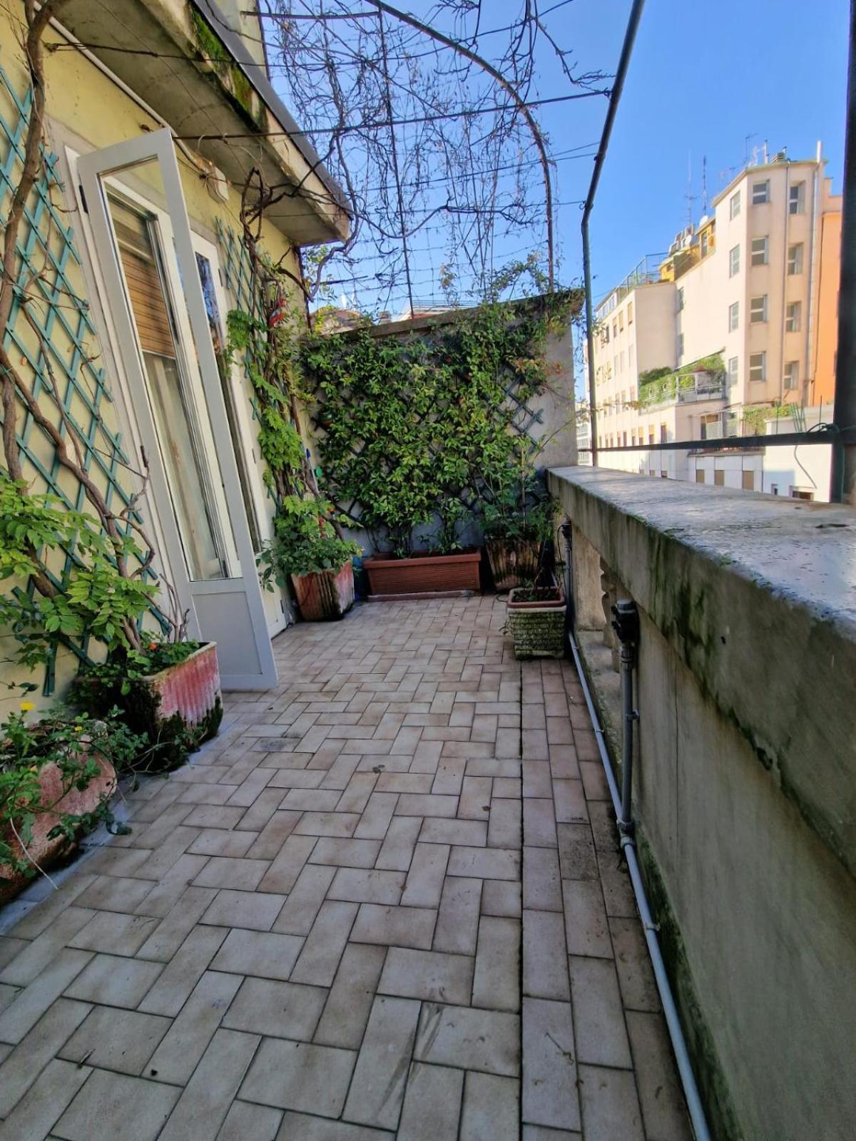 Appartement Duomo - Fontana Cozy With Terrace à Milan Extérieur photo